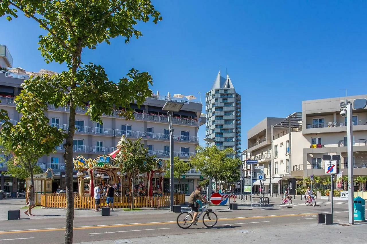 Hotel Augustus Lido di Jesolo 0*,  Italien