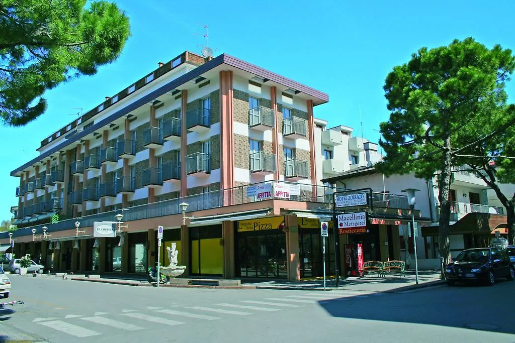 Augustus Hotel Lido di Jesolo Apartment